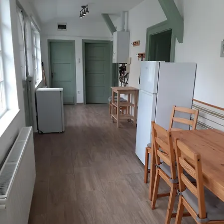 Zrinyi 11 Apartament